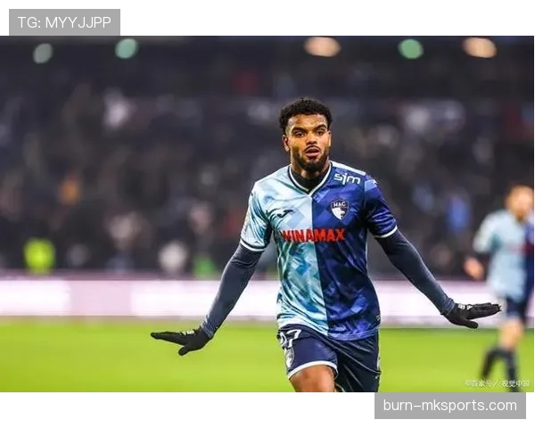 洛里昂防线稳固，新赛季表现亮眼提振球队信心